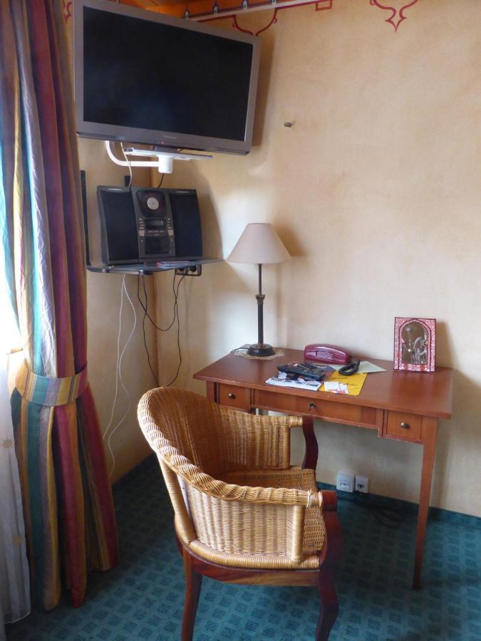 Gasthaus Storchen Hellas Haslach im Kinzigtal Rum bild